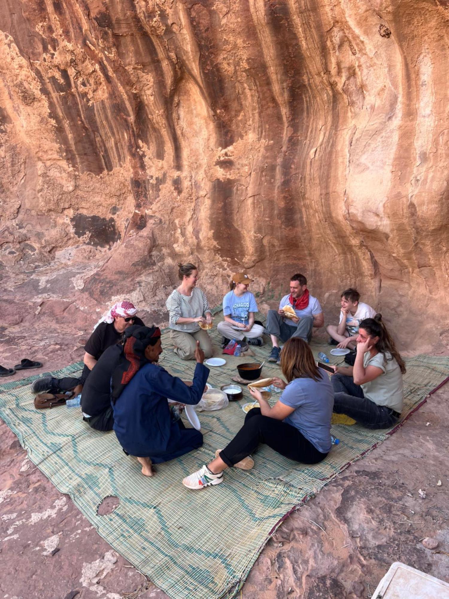 Wadi Rum Mars Camp Экстерьер фото